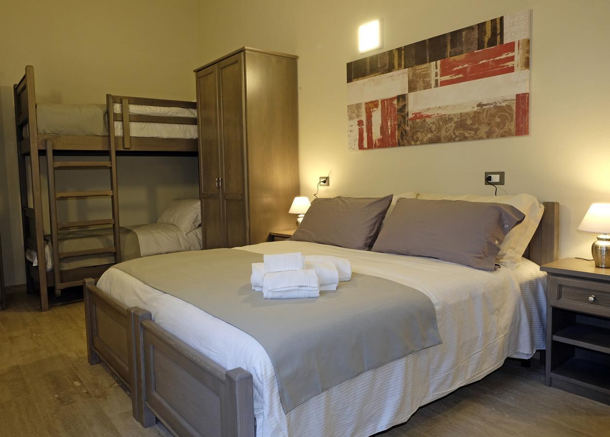 EOS Room&Breakfast Iglesias Exterior foto