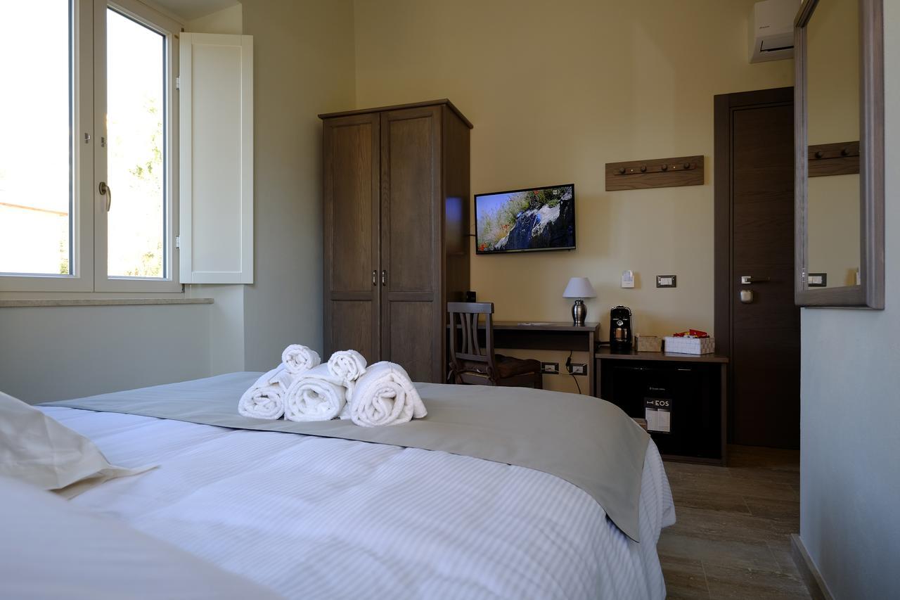 EOS Room&Breakfast Iglesias Exterior foto